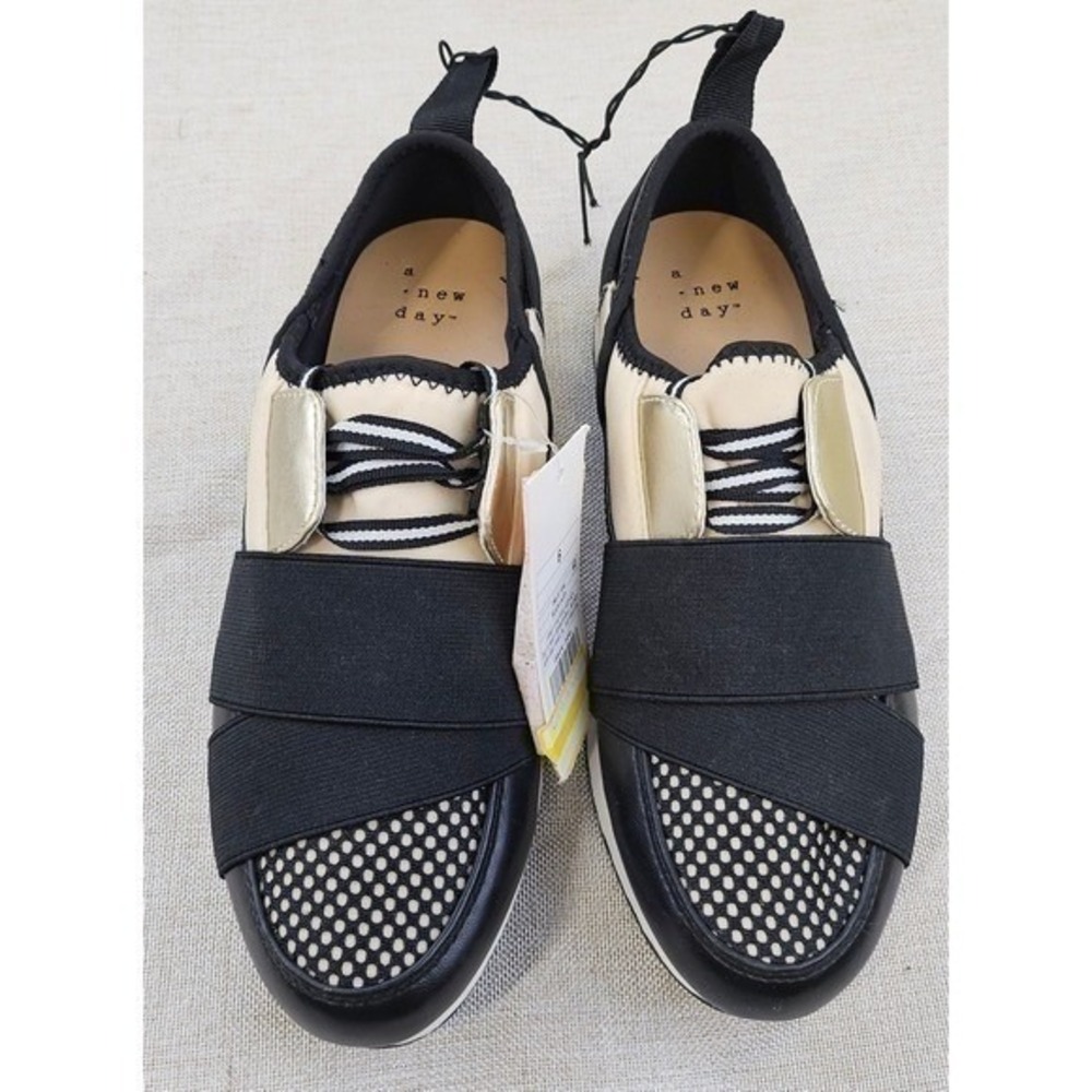 A New Day Black Lacey White Elastic Strap Slip On‎ Sneakers Women's Size 7 New
